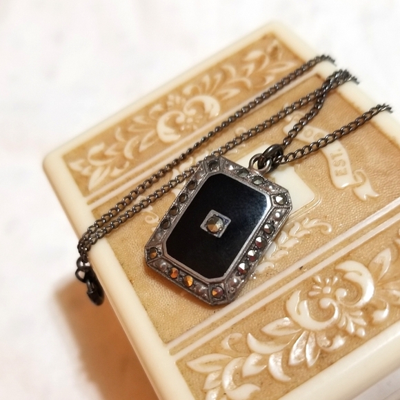 ANTQ Art Deco Hidden Mary Medal Onyx Marcasite Sterling Necklace - Picture 2 of 7